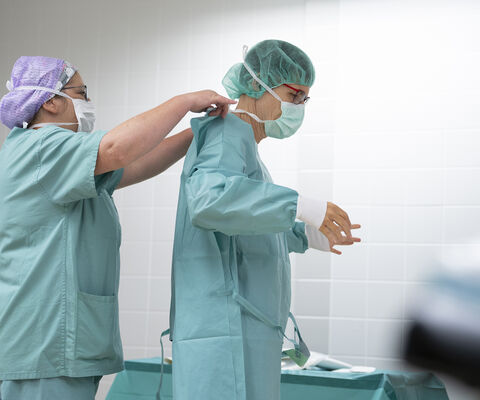 Chirurg OP-Vorbereitung – PAN Klinik Chirurg OP-Vorbereitung in der PAN Klinik